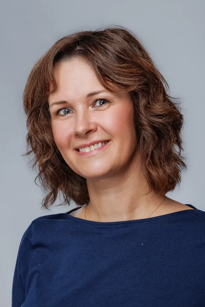 focení ve firmě nebo v ateliéru. Portrétní fotostudiová fotografie .